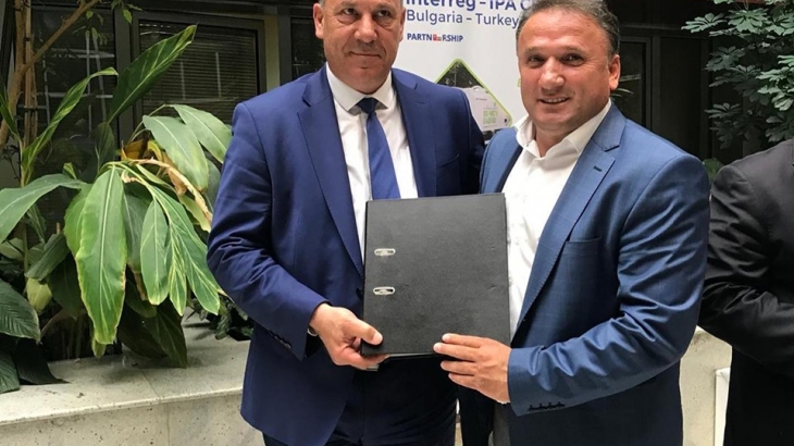 AB Projelerimizden Birinin Sözleşmesi Yapıldı